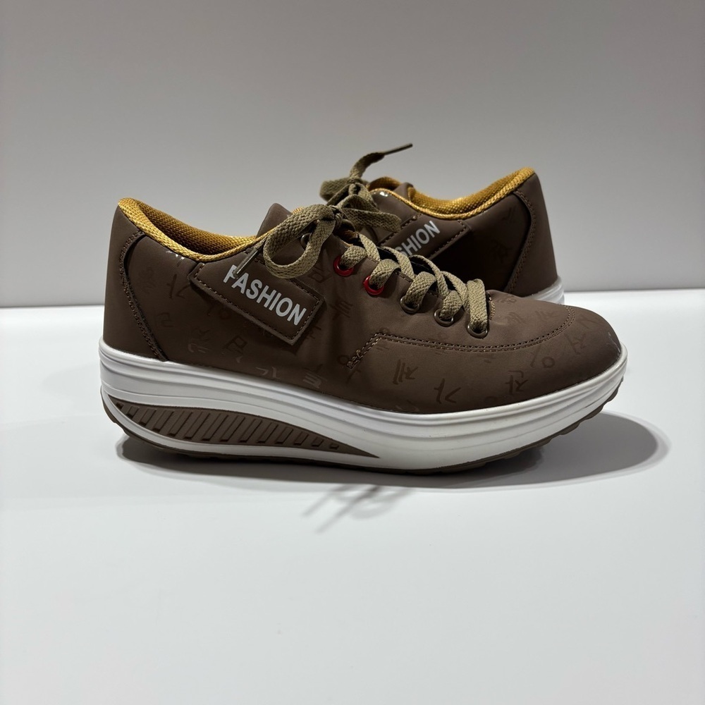 Women's Low Top Casual Walking Platform Wedge‎ Sneakers